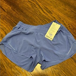 Wild Indgio LR 4” hotty hots lululemon nwt